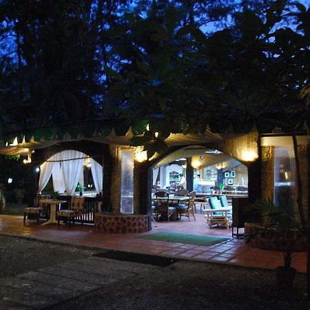 Potipot Gateway Resort Malimanga Luaran gambar